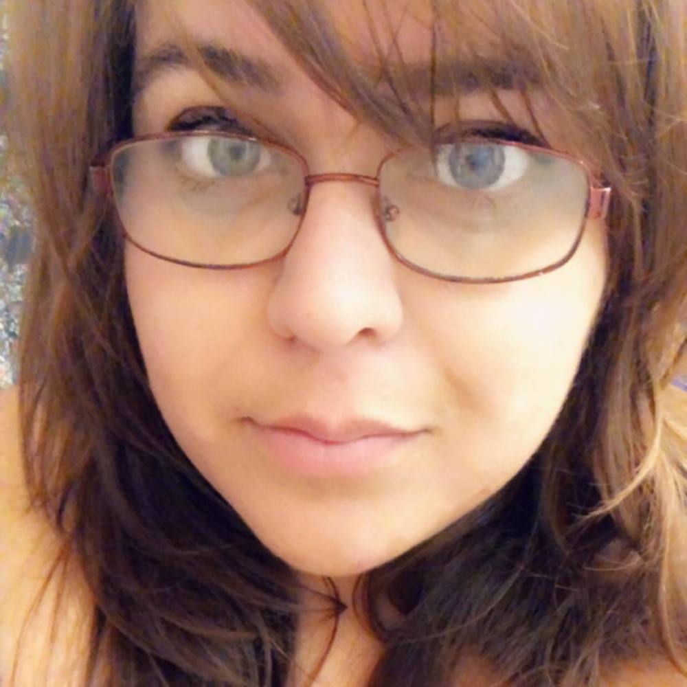 Meet your Posher, Leigha